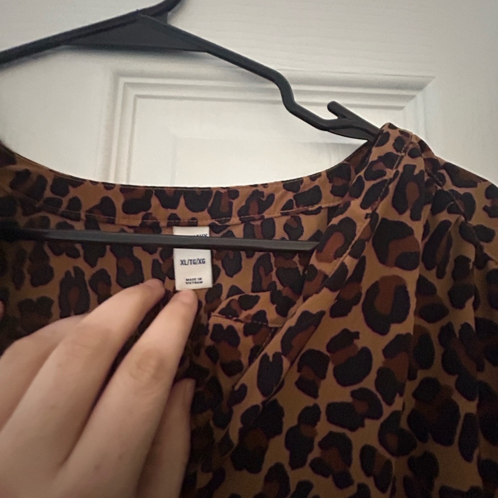 Leopard / cheetah Print Women’s Dress - Brown Old Navy - Picture 5 of 7